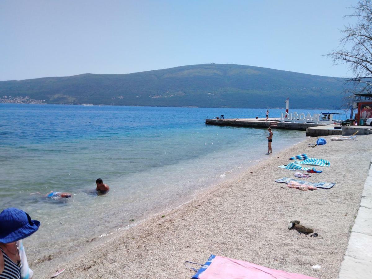 Apartman Gust Herceg Novi Buitenkant foto